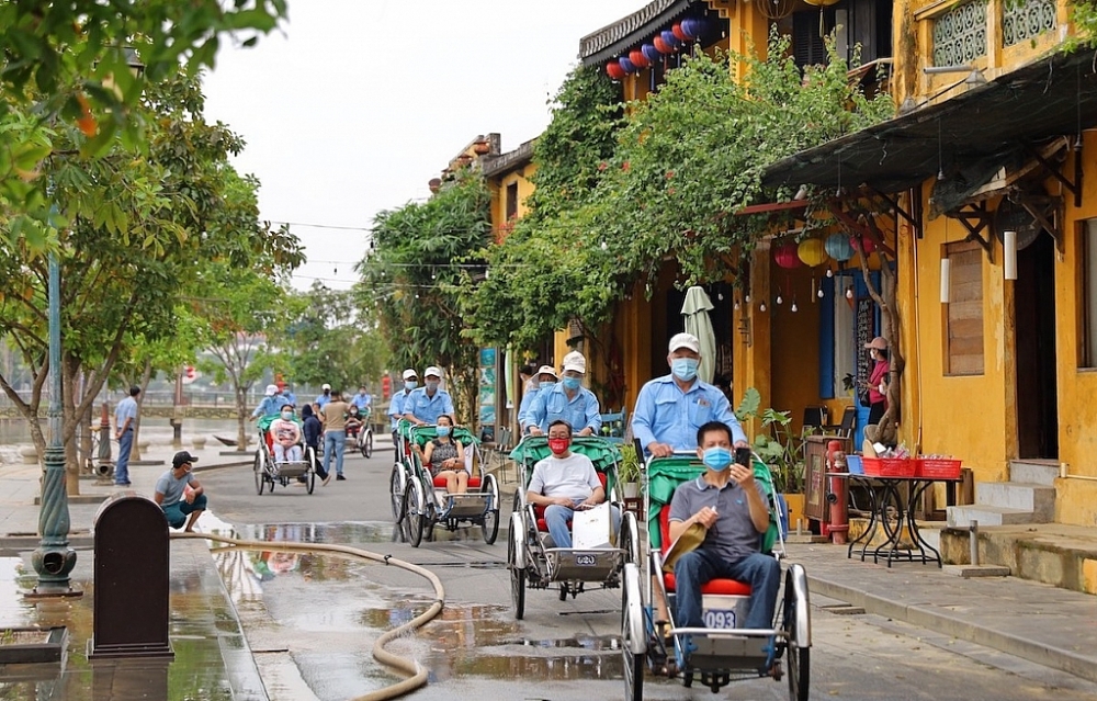 Làm mới sản phẩm du lịch để thu hút khách