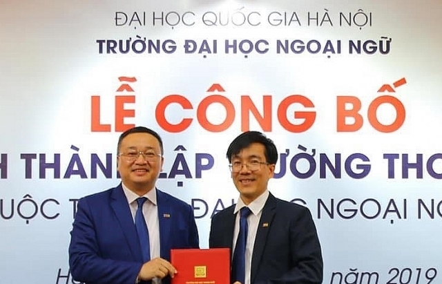 Tuyển sinh lớp 6: Trường THCS chuyên Ngoại ngữ phỏng vấn cả... phụ huynh