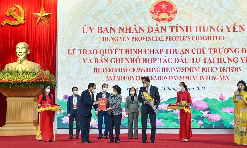 Phát triển bền vững, quản trị tiên tiến giúp doanh nghiệp sữa Việt “vững” và “vươn” trong bão Covid-19