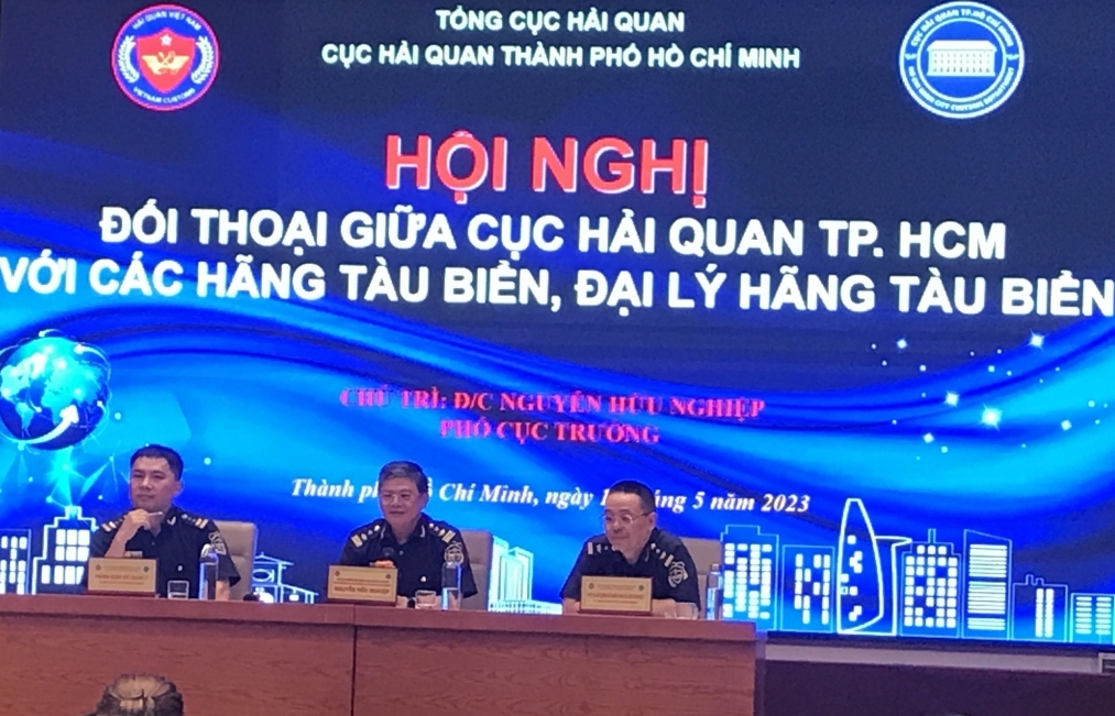 Hải quan TPHCM đối thoại với hơn 50 hãng tàu, đại lý hãng tàu