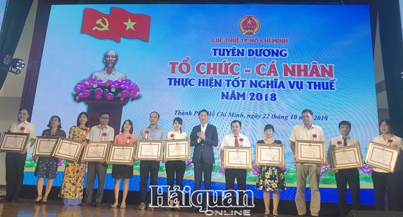 hon 1000 doanh nghiep tphcm duoc tuyen duong vi nop thue tot