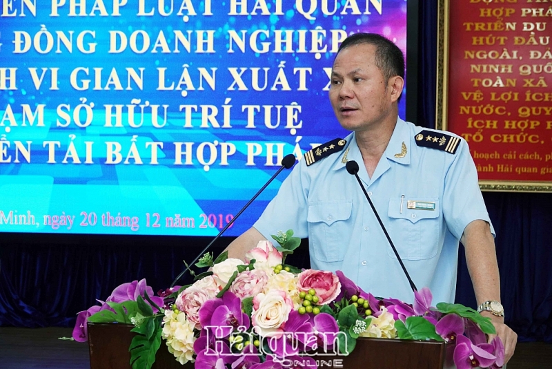 hai quan va doanh nghiep cung chong gian lan xuat xu