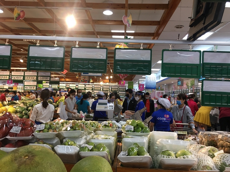 saigon coopmart giam gia 3400 mat hang nhu yeu pham mung 304