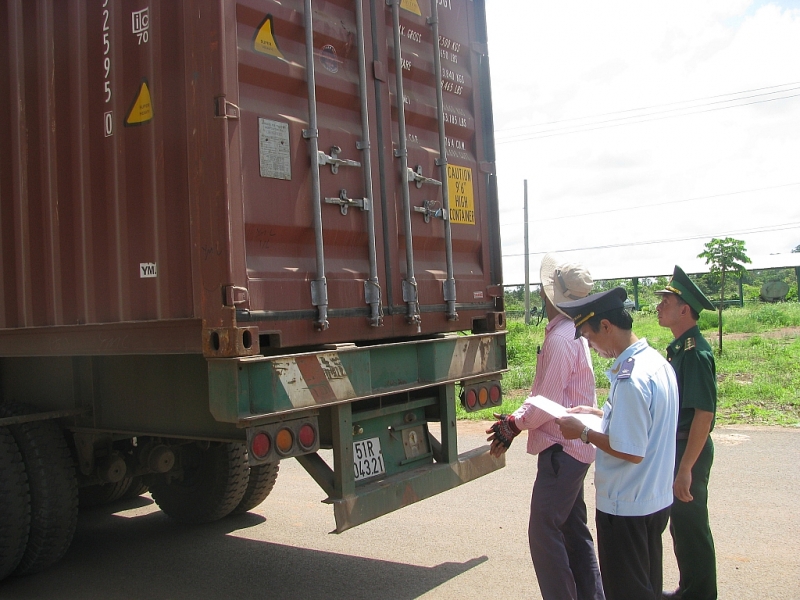 hai quan binh phuoc thu ngan sach tang gan 72