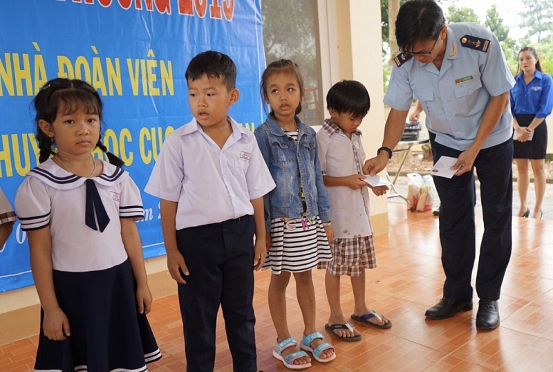 hai quan ba ria vung tau to chuc hanh trinh yeu thuong nam 2019