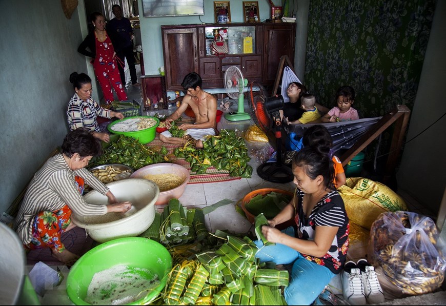 xom banh tet phuoc hoa o kien giang ron rang mua tet