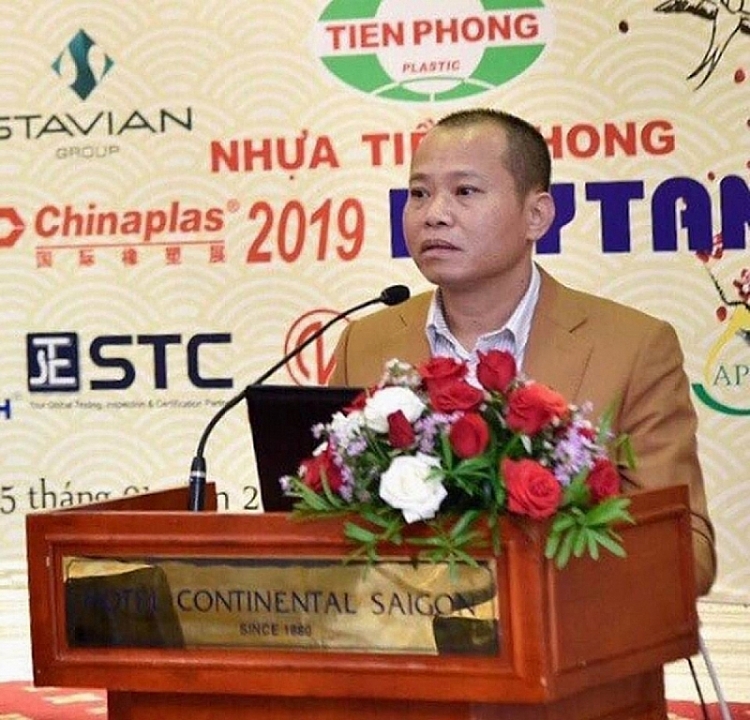 ong hoang duc vuong chu tich chi hoi nhua tai sinh viet nam co quan hai quan da ho tro kip thoi cho doanh nghiep