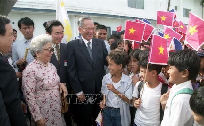 nguyen chu tich nuoc le duc anh mot vi lanh dao co tam nhin xa trong rong