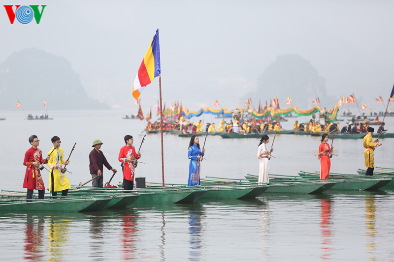 hang nghin tang ni phat tu quoc te du khai mac vesak 2019