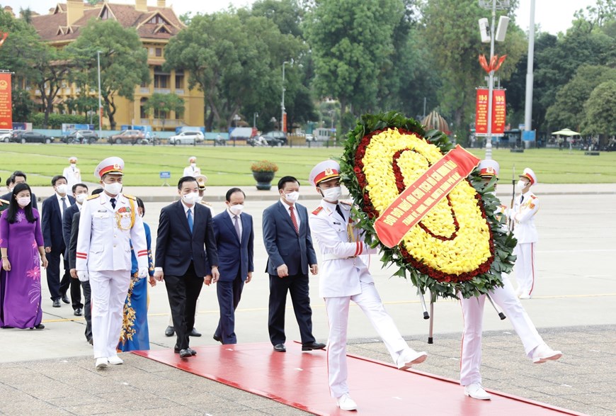 Lãnh đạo Đảng, Nhà nước vào Lăng viếng Chủ tịch Hồ Chí Minh