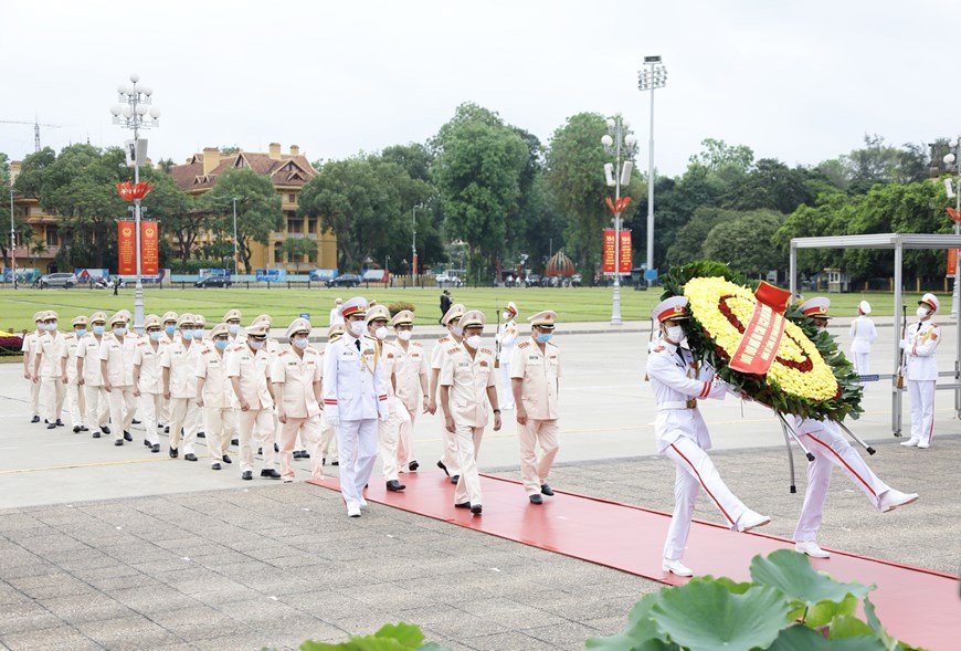 Lãnh đạo Đảng, Nhà nước vào Lăng viếng Chủ tịch Hồ Chí Minh