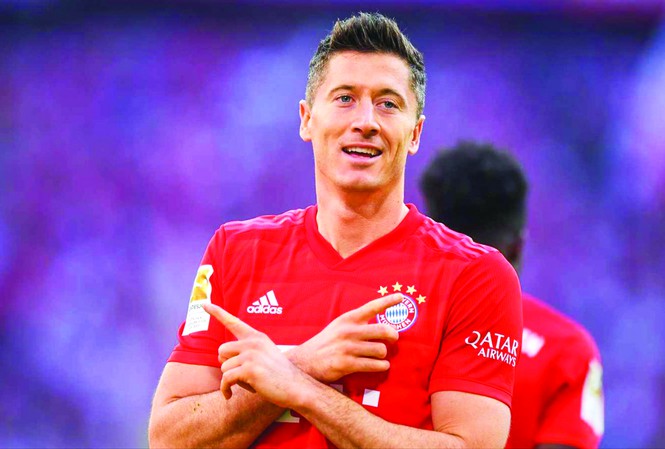 lewandowski de doa vi the cua messi ronaldo