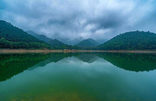 nghi le 29 nhung dia diem du lich gan ha noi hap dan du khach