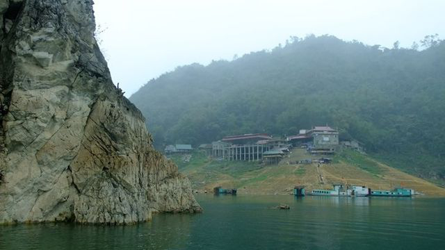 nghi le 29 nhung dia diem du lich gan ha noi hap dan du khach