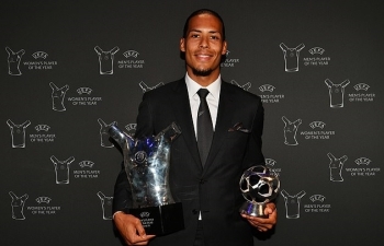 Virgil Van Dijk đi vào lịch sử UEFA