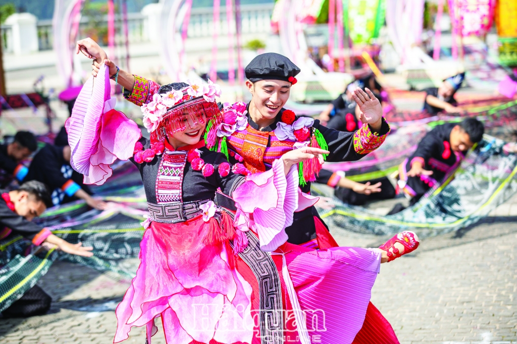 vu dieu tren may mot minh chung cho cach lam du lich ben vung