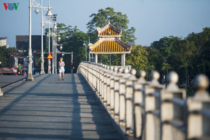 xao xuyen mot som thu binh di xu hue