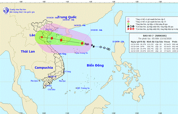 Bao so 7, giat cap 12 di vao dat lien mien Trung tu trua ngay 14/10 hinh anh 1