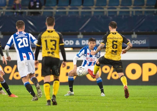 doan van hau chinh thuc ra san o doi 1 cua sc heerenveen