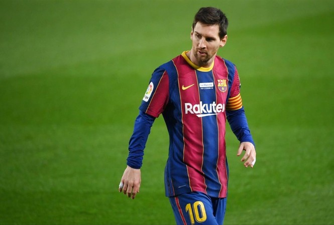 Messi cân bằng kỷ lục ghi bàn cho một đội bóng của Pele với 643 bàn   