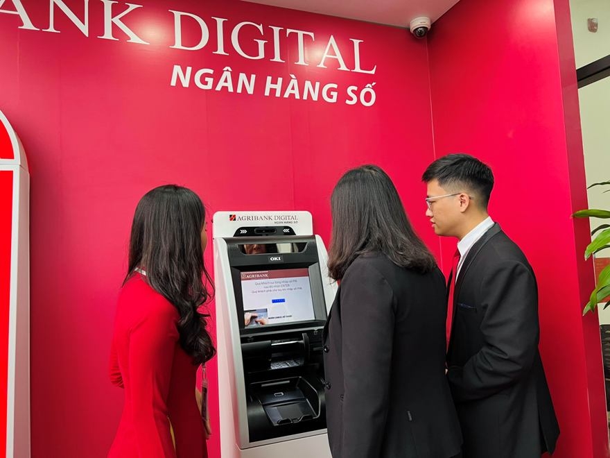 Agribank và Đại học Quốc gia Hà Nội ký kết thỏa thuận hợp tác toàn diện