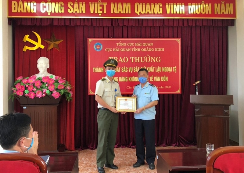 hai quan quang ninh khen thuong thanh tich bat giu 747 trieu won