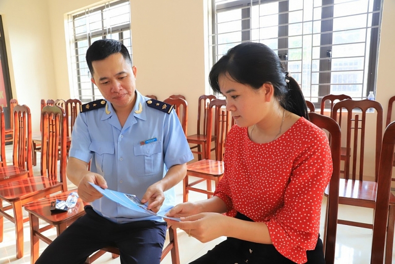 hai quan quang ninh van dong nguoi dan tham gia to giac buon lau