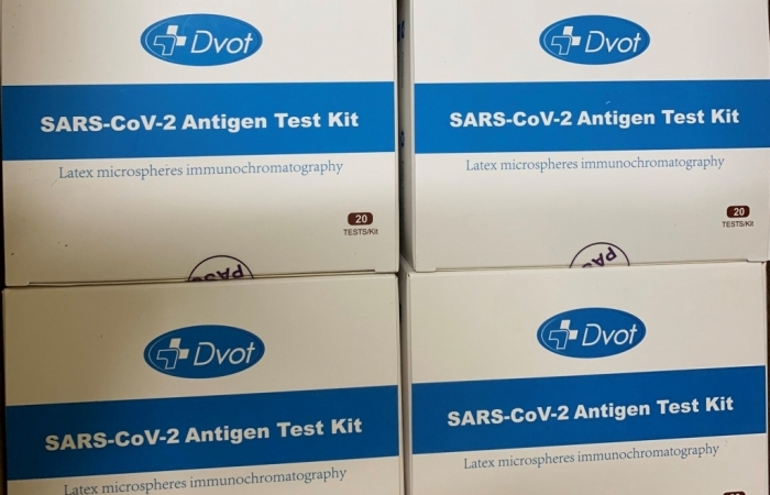 Thu giữ 200 bộ kit test nhanh Covid-19 không rõ nguồn gốc