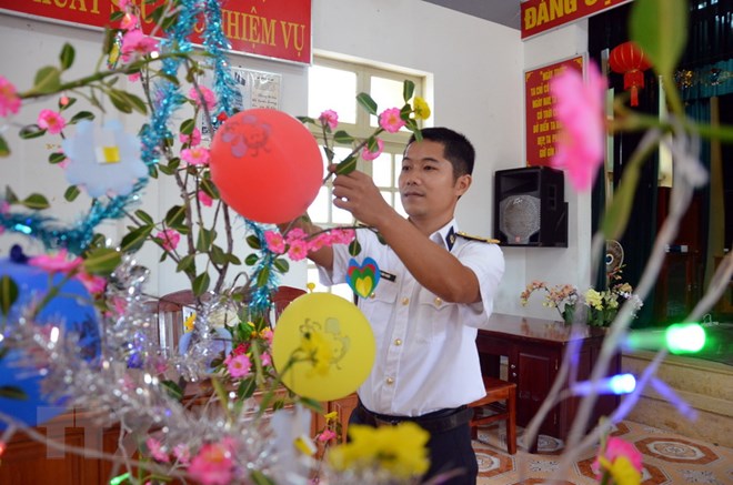 sac xuan da ngap tran tren khap cac diem dao o truong sa