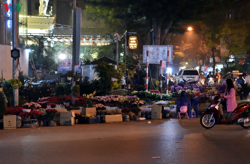 nhoc nhan ban dao quat muu sinh trong dem dong ha noi