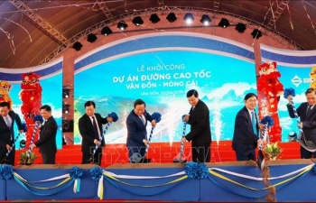 Khởi công đường cao tốc Vân Đồn - Móng Cái