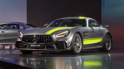 mercedes amg gt r pro cung amg gt 2020 da bat dau lan banh khoi nha may