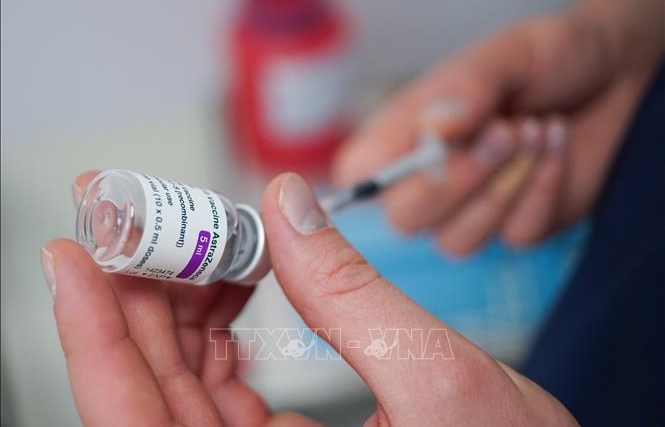 Bộ trưởng Tài chính Đức sẽ tiêm vaccine ngừa COVID-19 của AstraZeneca