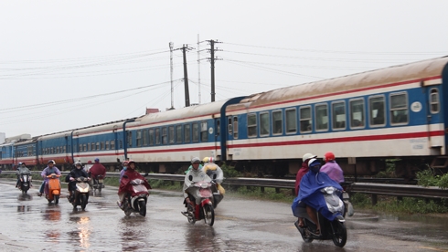 anh nguoi dan doi mua tro lai ha noi sau ky nghi le 304