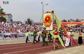 Hình ảnh mít tinh, diễu hành kỷ niệm 65 năm chiến thắng Điện Biên Phủ