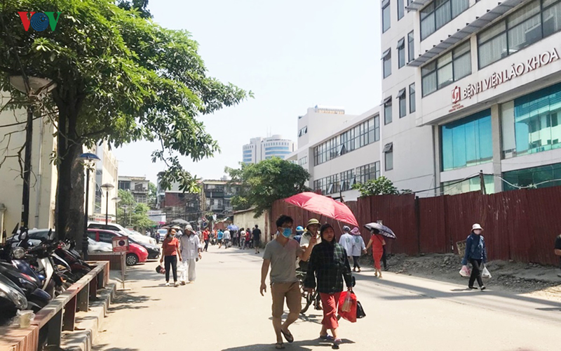 benh nhan nguoi nha lao dao vi cai nang nhu do lua o ha noi