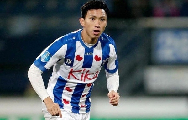 HLV Heerenveen: “Sẽ tốt hơn nếu Văn Hậu ở lại“