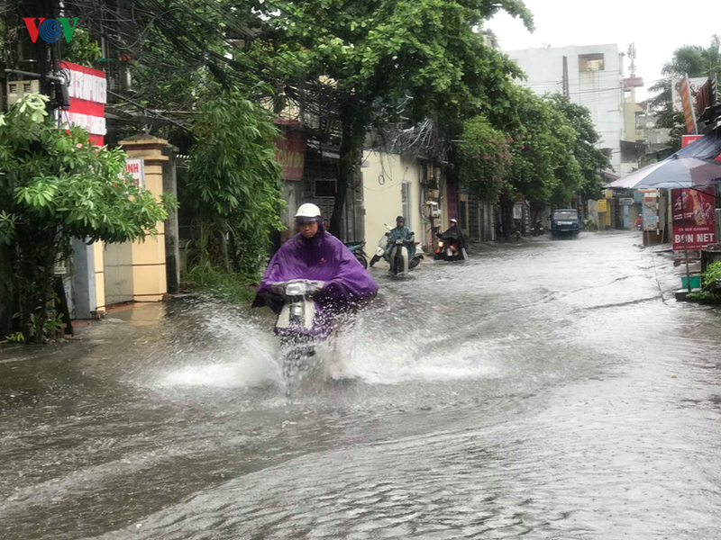 nhieu tuyen pho o ha noi menh mong nuoc