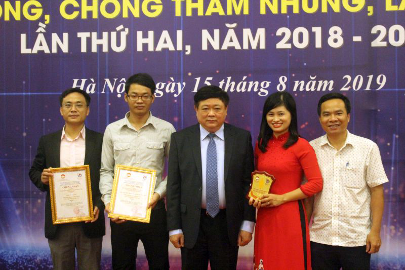 toan canh le trao giai bao chi toan quoc ve phong chong tham nhung