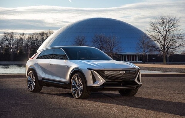 Cadillac "so găng" Tesla với mẫu crossover chạy hoàn toàn bằng điện