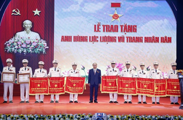 Thu tuong du Dai hoi 'Vi an ninh To quoc' luc luong cong an nhan dan hinh anh 2