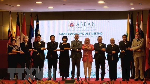 Khai mac Hoi nghi cac quan chuc cap cao ASEAN tai Campuchia hinh anh 1