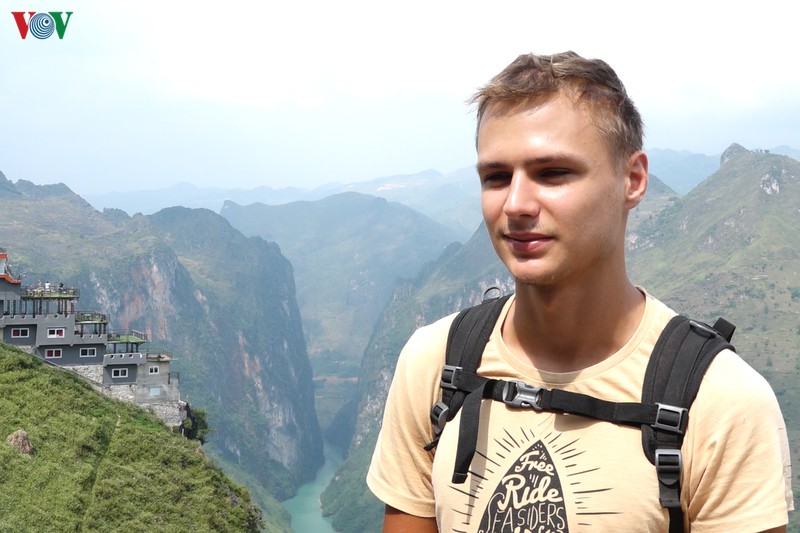 ma pi leng panorama tien loi de ngam canh nhung khong hai hoa voi thien nhien