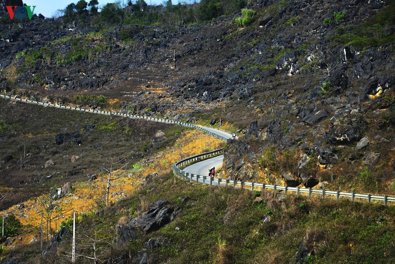 nin tho tren nhung con deo ha giang dep khong kem ma pi leng