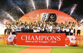 V-League 2019 hạ màn: Hà Nội FC vô địch, Khánh Hòa xuống hạng