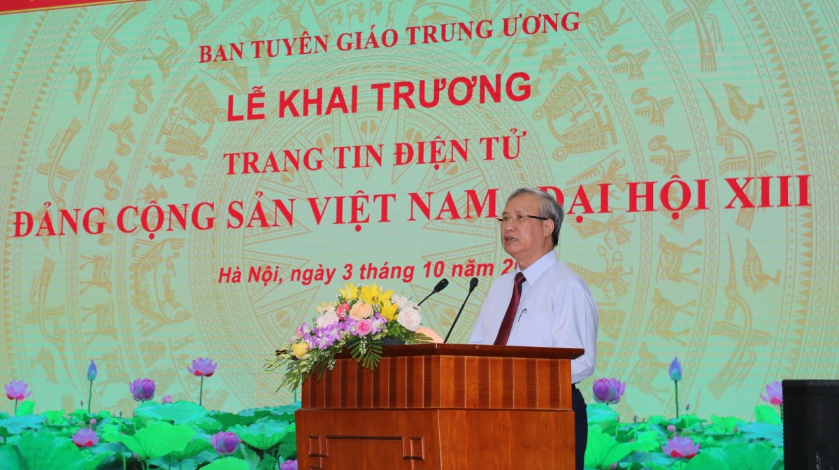 Thường trực Ban Bí thư Trần Quốc Vượng phát biểu tại lễ khai trương (Ảnh: tuyengiao.vn)