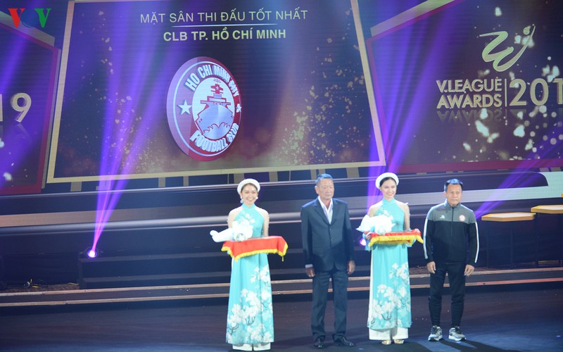 toan canh v league awards 2019 ton vinh ca nhan tap the xuat sac