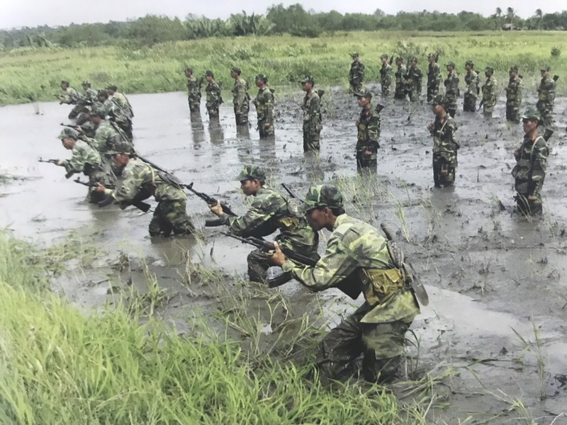 nhung hinh anh an tuong trong sach trang quoc phong viet nam 2019