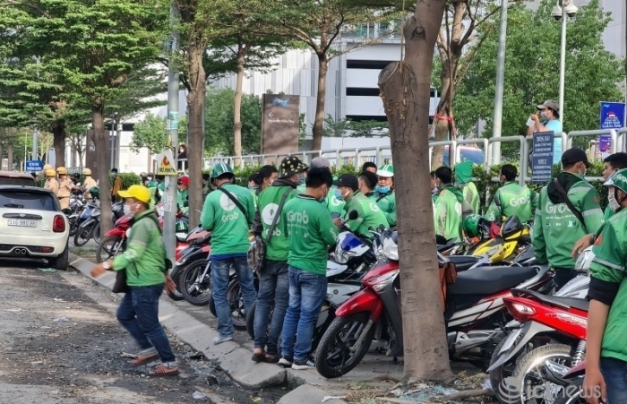 Hiệp hội Taxi truyền thống TPHCM: Grab đã kéo mọi quyền lợi về cho mình