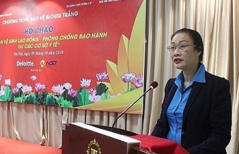 Bảo vệ “blouse trắng”